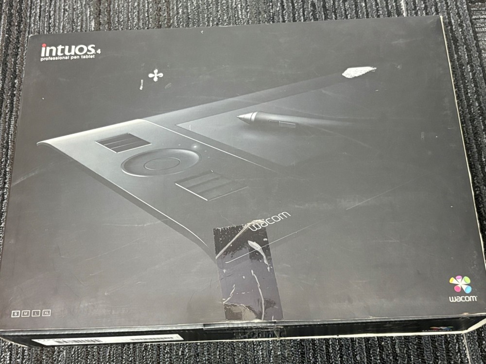 Wacom Intuos4 Professional Pen Tablet