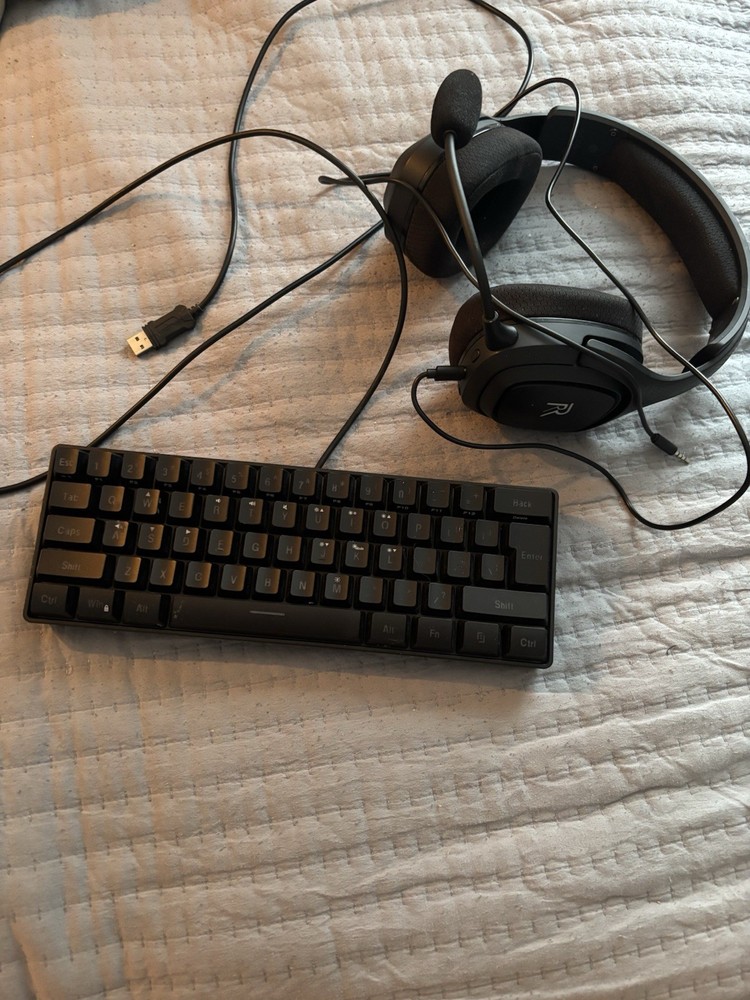 60% keyboard and headset
