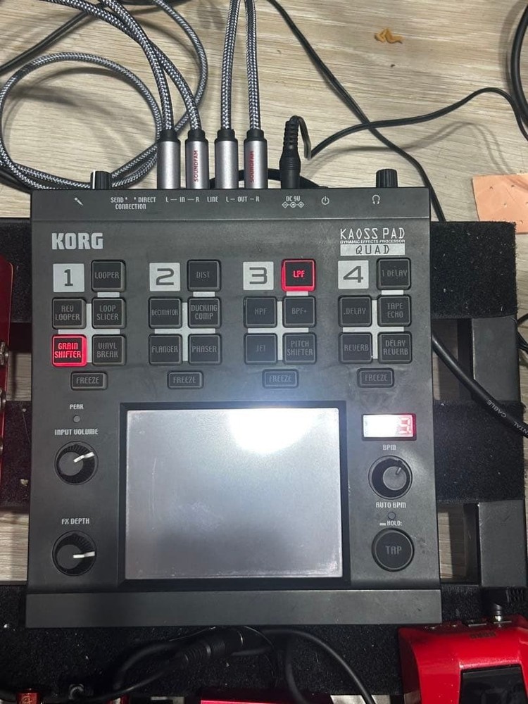 KORG Kaoss Pad Quad Dynamic Effects Processor DJ Performance Touchpad Used