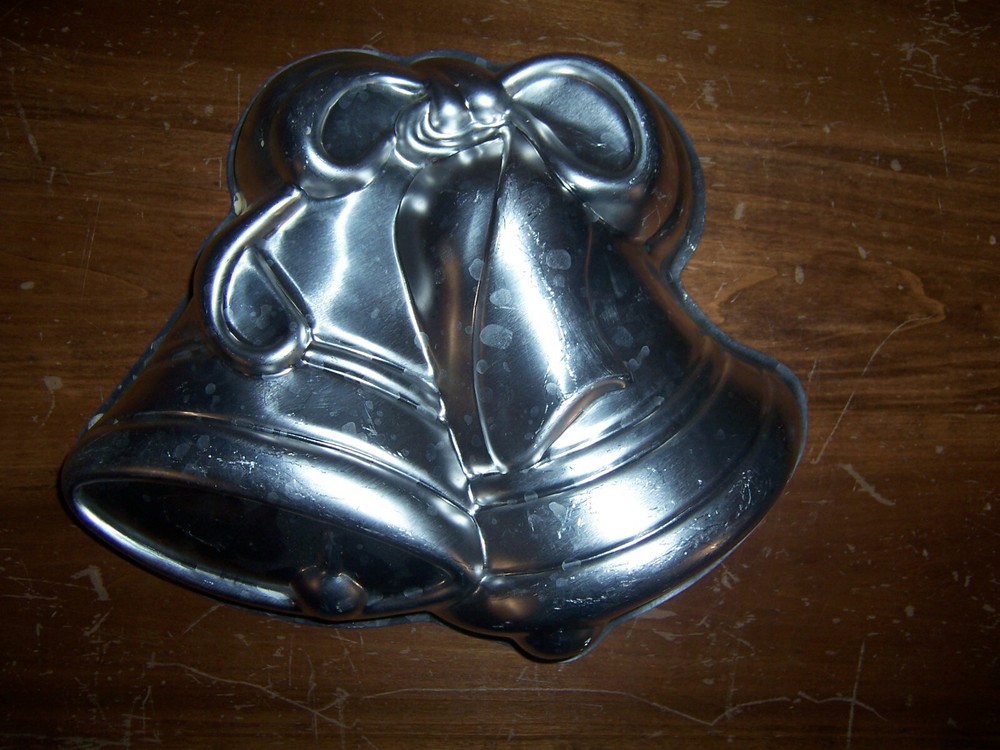 Double Bell Cake Pan