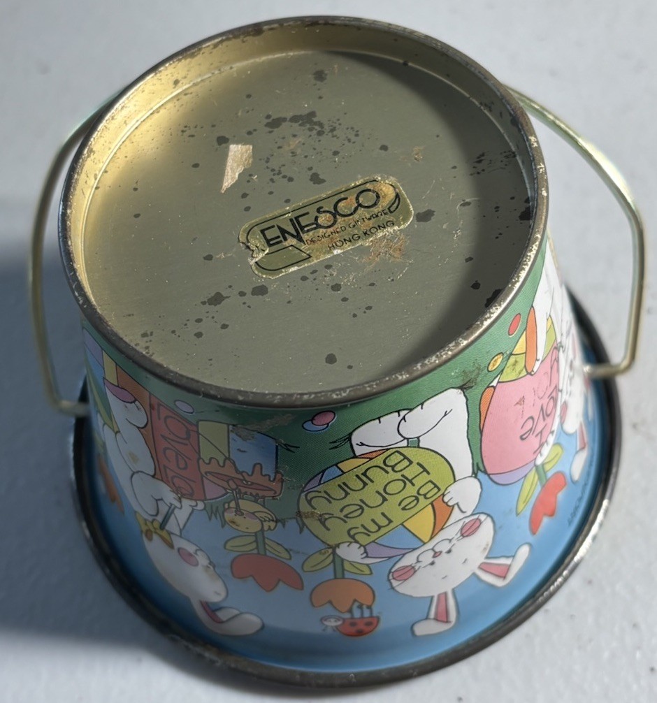 VINTAGE EASTER ENESCO HONG KONG TIN LITHOGRAPH BUCKET WITH LID