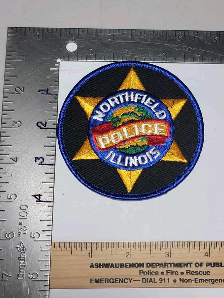 GGb5 Police patch Illinois Northfield