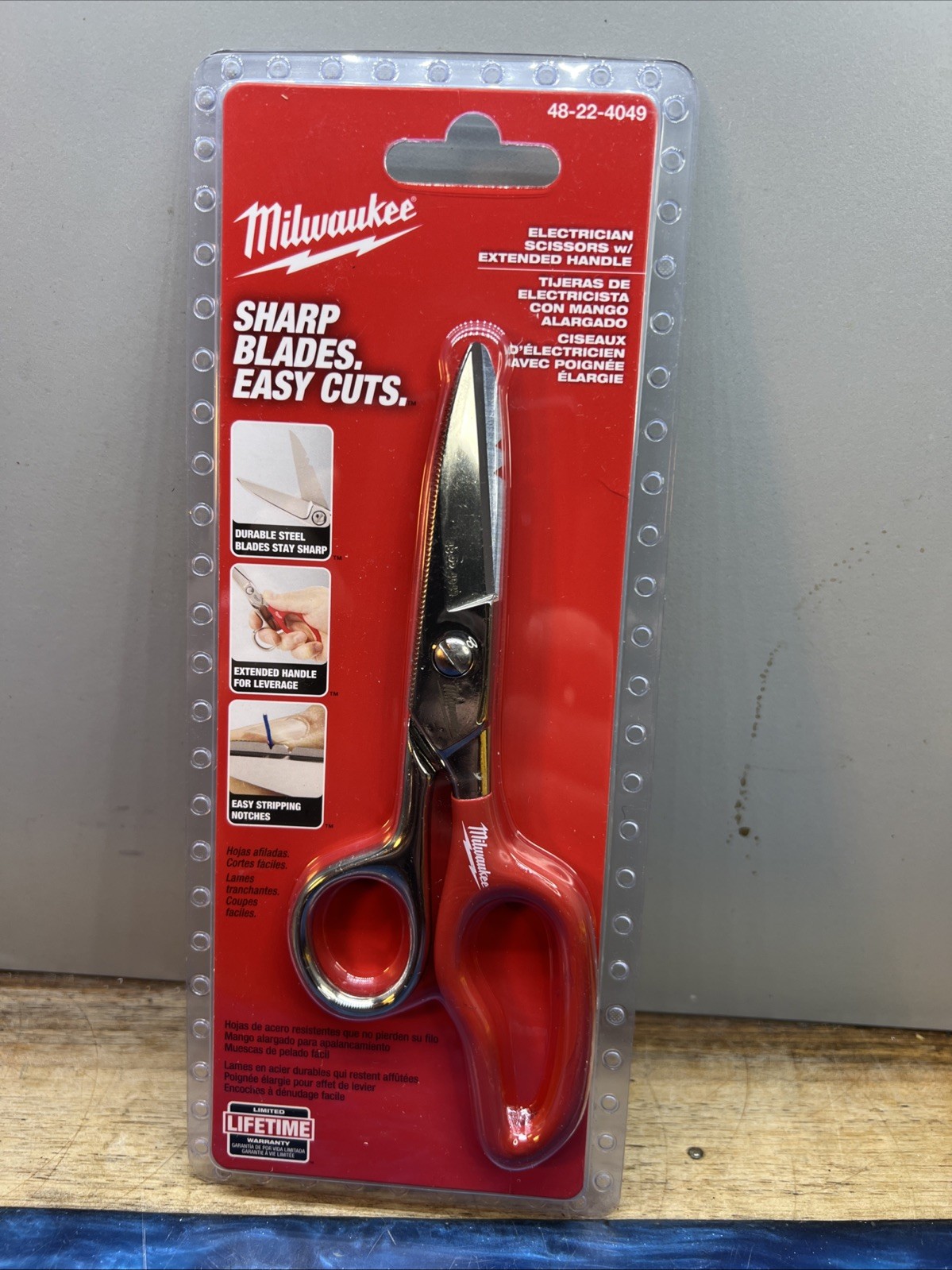 Milwaukee 48-22-4049 Durable Sharp Steel  Electrician Scissors w/Extended Handle