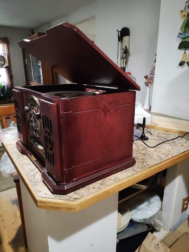 Nostalgia Type radio, CD, Phonograph, Cassette