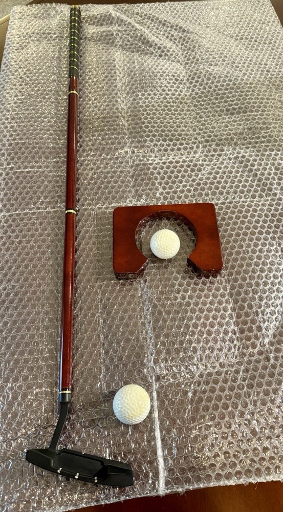 Golf Practice Putting Set in Metal Briefcase