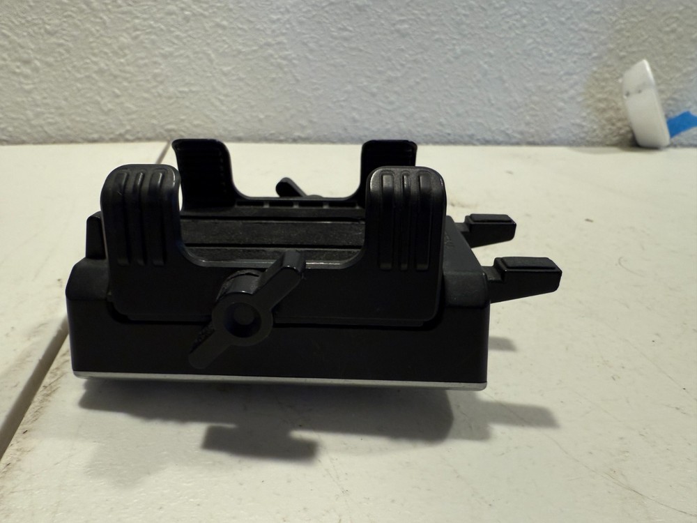 Sena SP48 PowerPro Mount USED, NO ACCESORIES