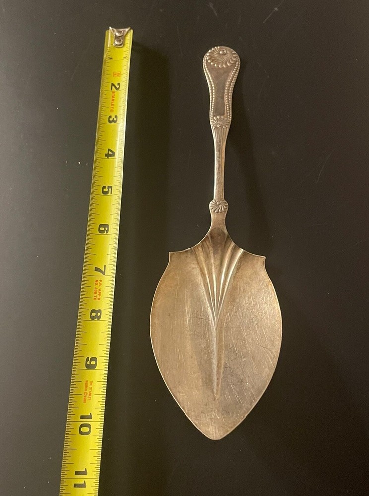 Antique 1847 Rogers Bros. Silverplate Flat Handle Pie Server