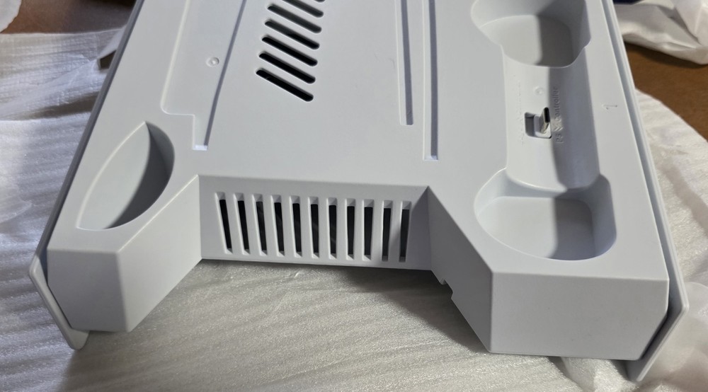 P5 Cooling Stand With Controller Charger