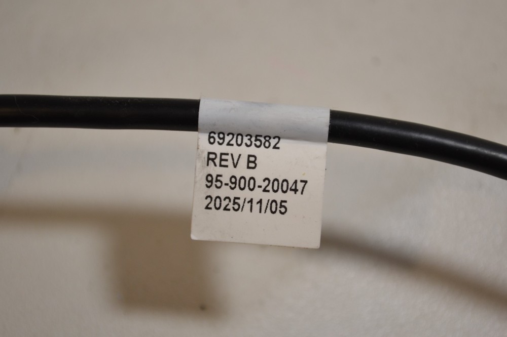 Amphenol 69203582 REV B 95-900-20047