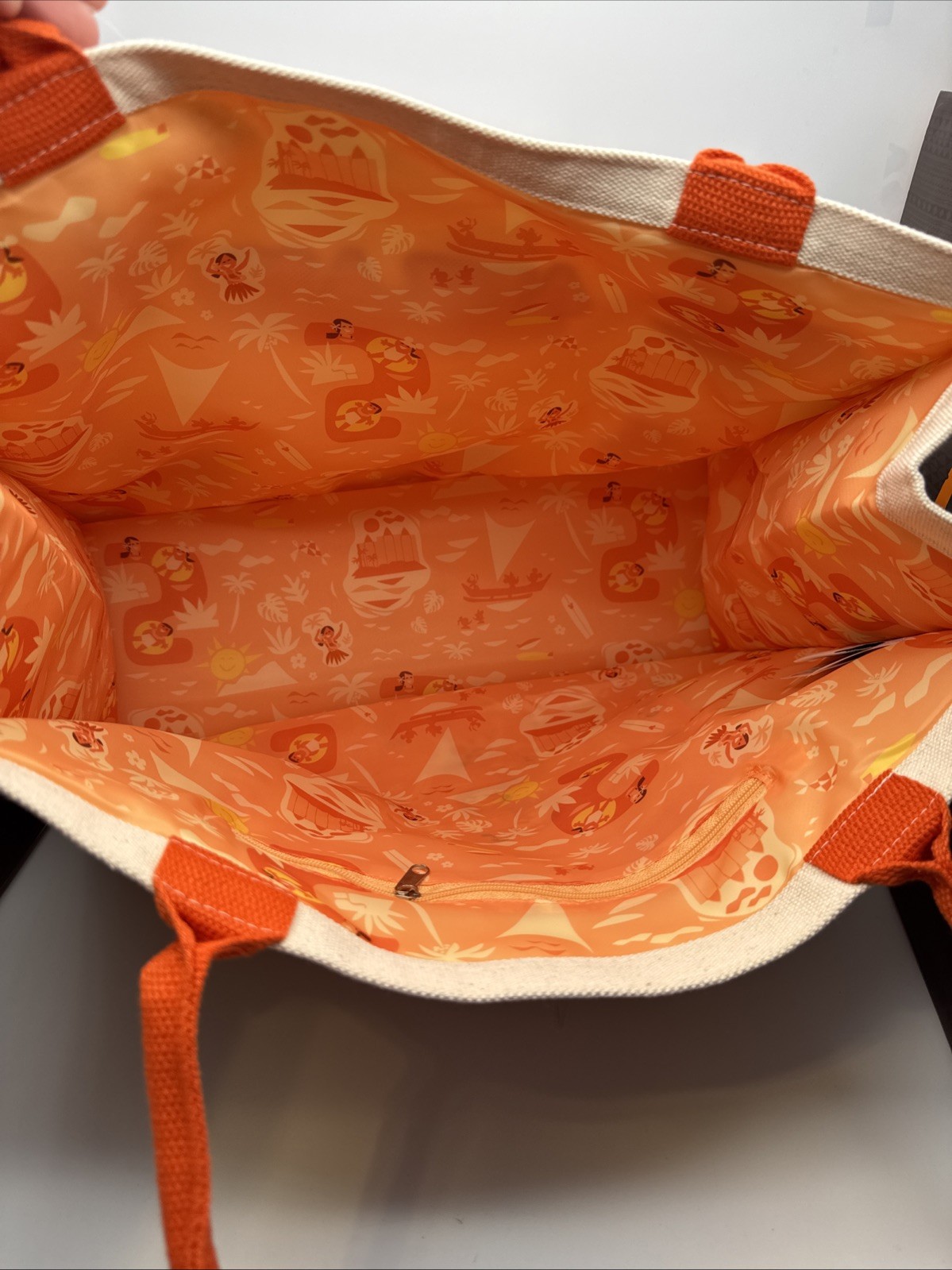 *New Disney Aulani Exclusive Canvas Tote With Patches Shoulder Bag Foldable Flap