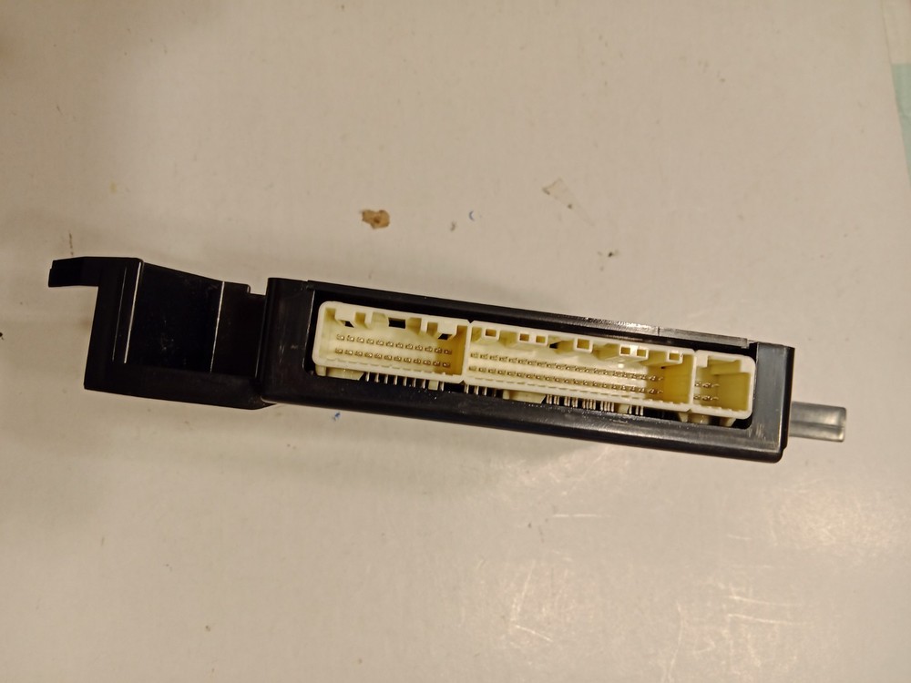 2011 LEXUS ES350 TEMPERATURE CONTROL MODULE 88650-33A31 (U)