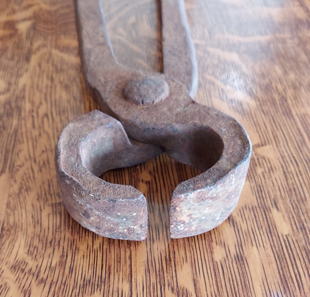 13" Vintage Blacksmith Forged Farrier Tool Nipper/ Nail Puller
