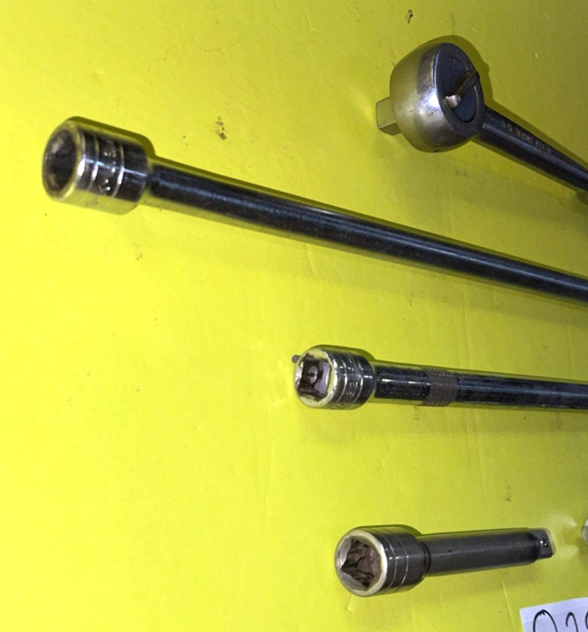 S-K TOOLS TOOLS 7 PIECE 1/2 DRIVE RATCHET & 4 EXTENSIONS + UNI, ADAPTOR