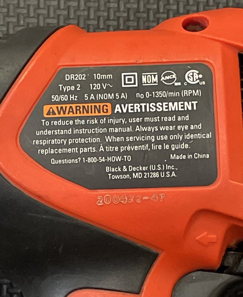 Black & Decker DR202 5 Amp 3/8-Inch Drill/Driver with Keyless Chuck & Level!