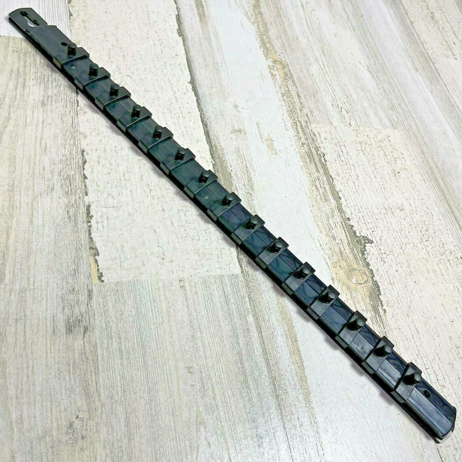 Ernst 1/4" Drive 18" Socket Organizer Rail with 15 Twist Lock Clips - Black