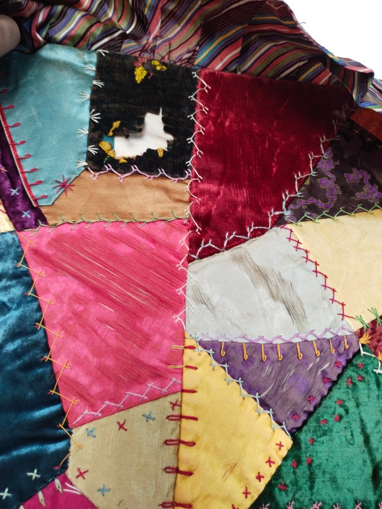 vintage fabulous crazy needlework quilt patchwork hand Quilted item898