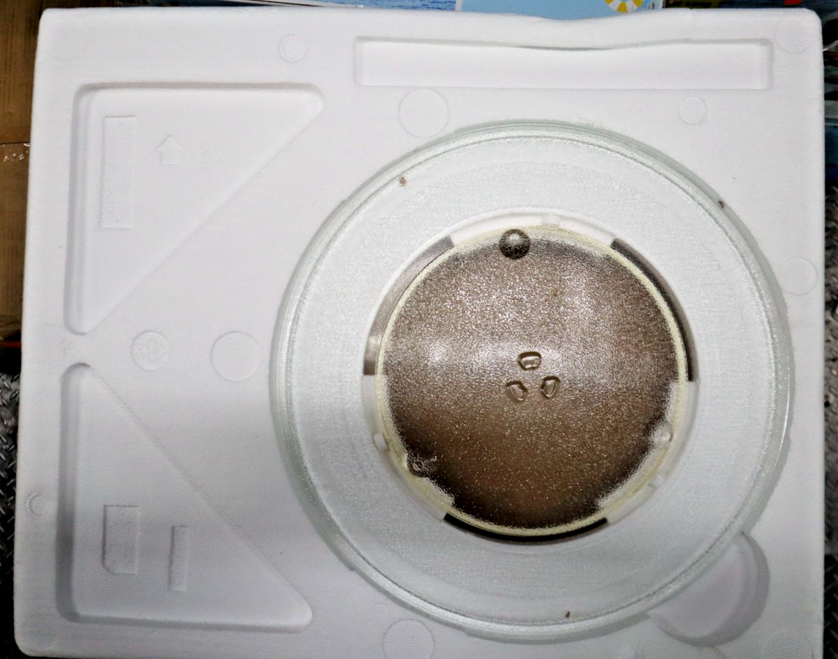 Brama EM262AMY-PHB 2.2 Cu. Ft. Microwave (17)