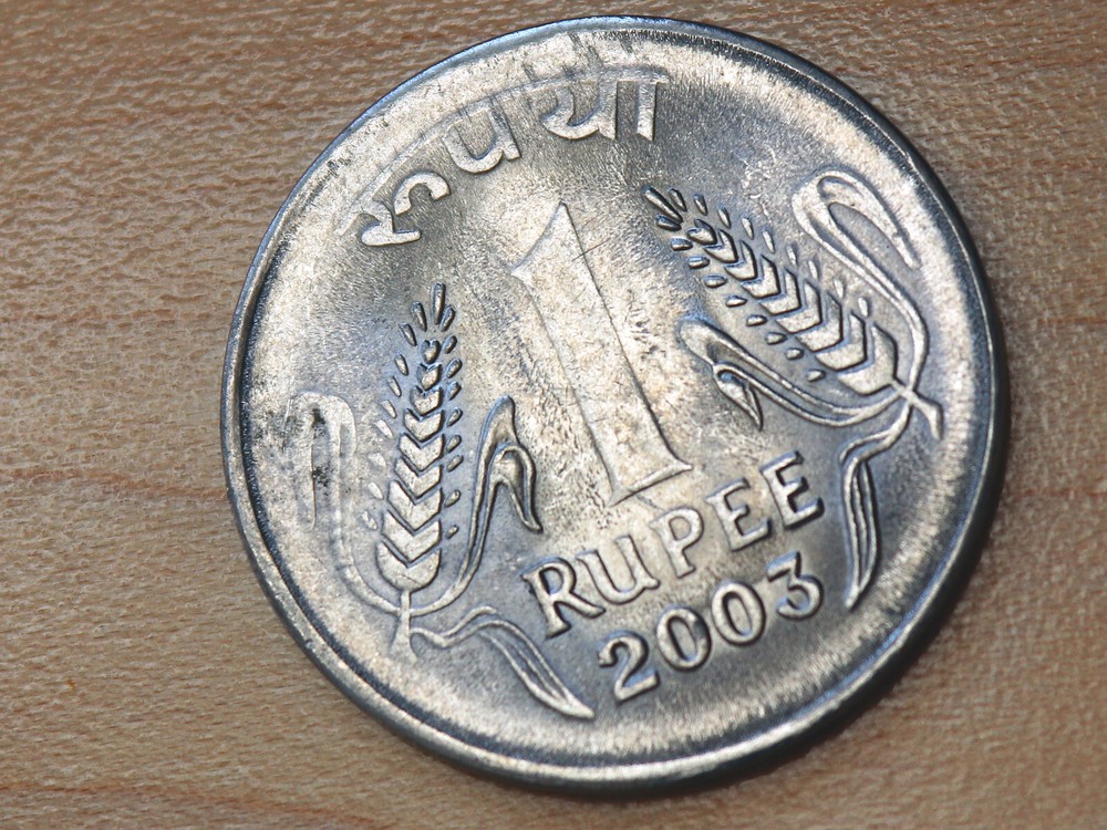 2003 India 1 Rupee Calcutta Mint