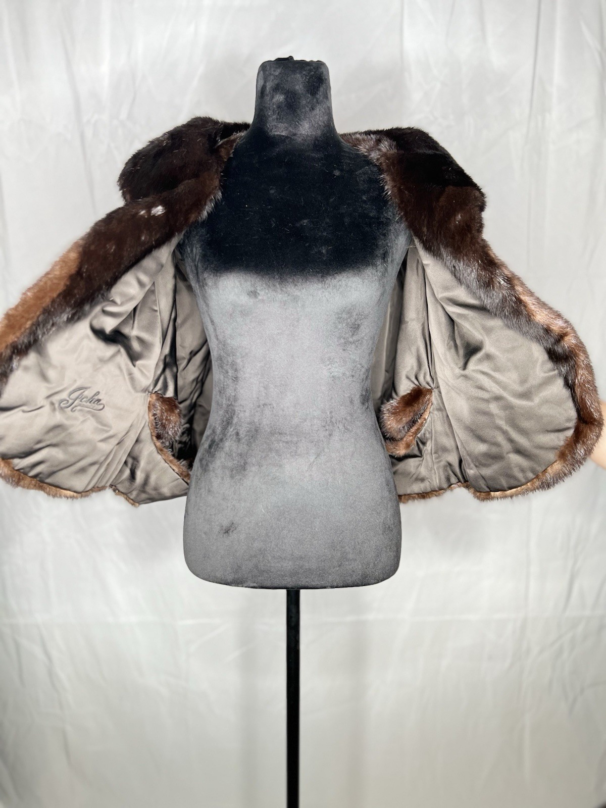 Genuine Brown Mink Stole | Vintage Luxury Fur Wrap | Elegant Evening Accessory”