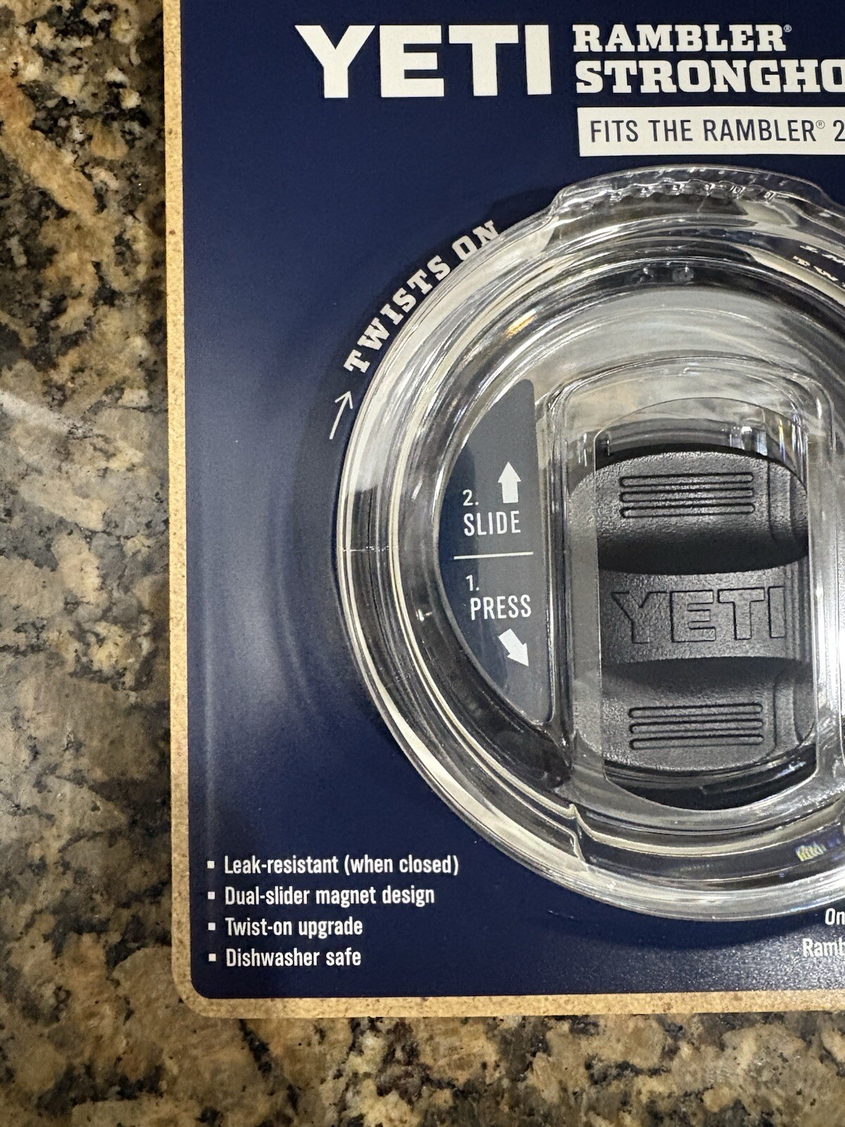 Yeti Rambler Stronghold Black/Clear Lid (Only Fits Rambler 20 oz Travel Mug) NEW