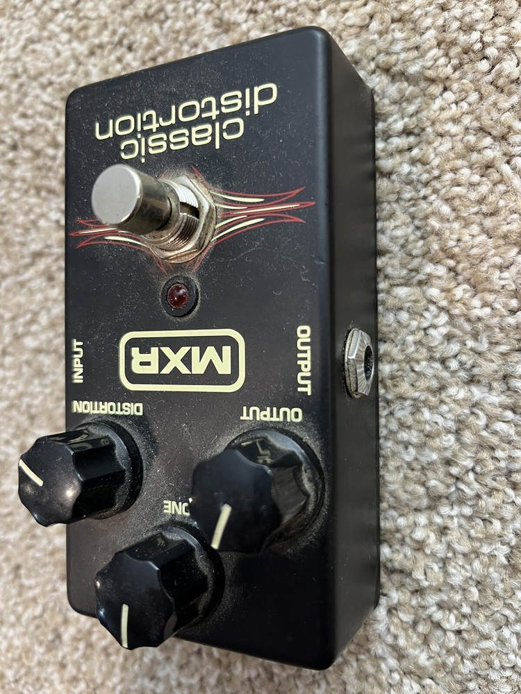 MCR Classic Distortion Input Output Box