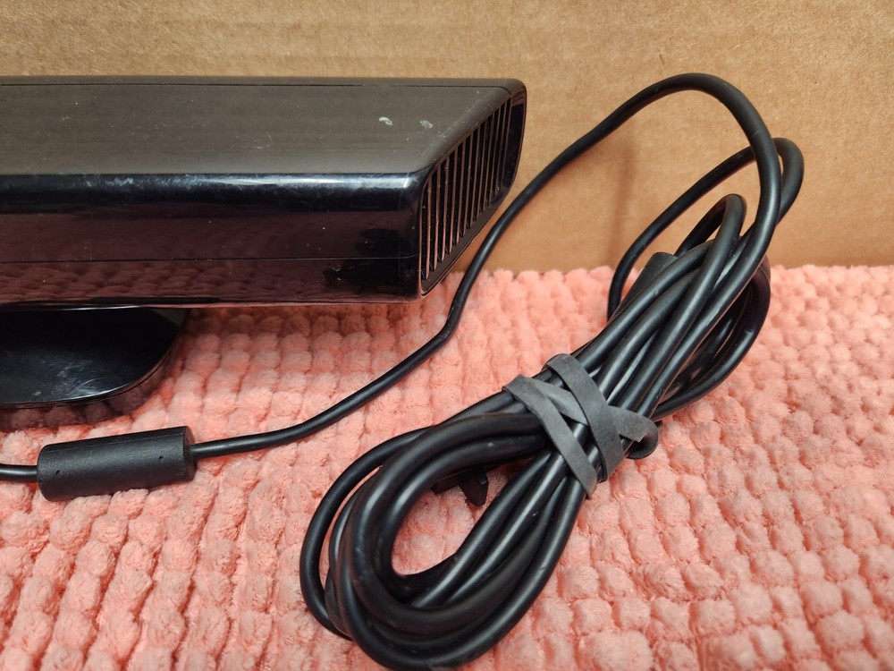 Genuine Microsoft Xbox 360 Kinect Connect Black Sensor Bar Model #1473
