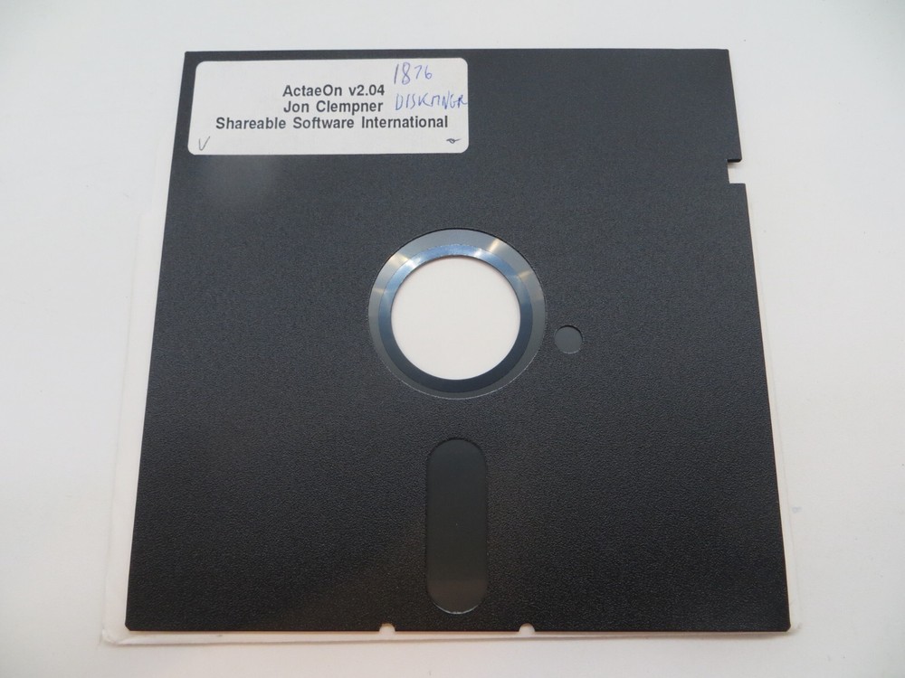 5.25" Floppy Disk ACTAEON V 2.04 Jon Clempner vintage computer program disc