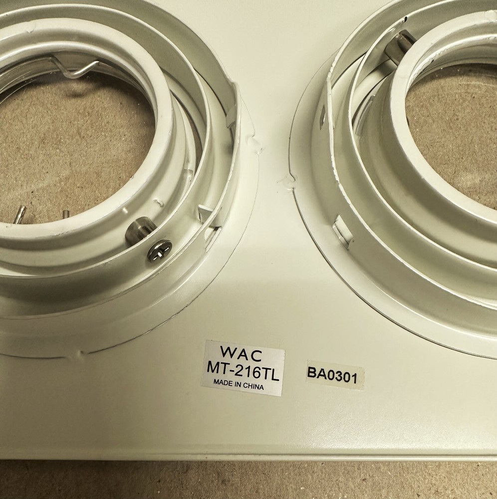 WAC LIGHTING MT-216TL-WT LOW VOLTAGE 2-LIGHT RECTANGLE TRIM WHITE