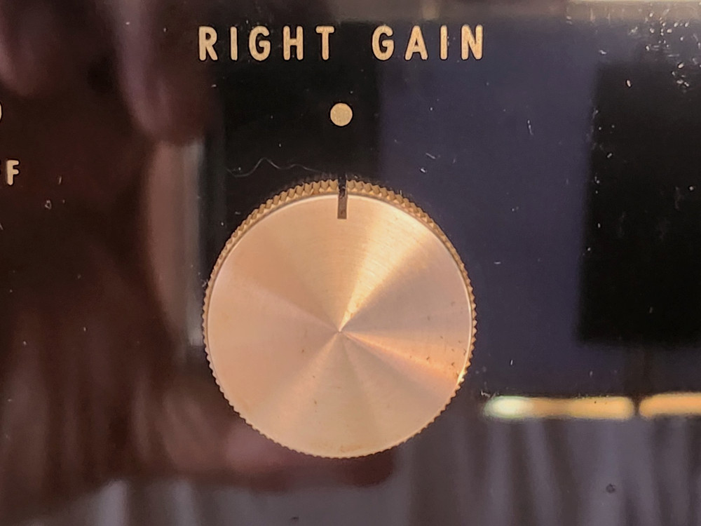 McIntosh MC 2505 solid state power amplifier