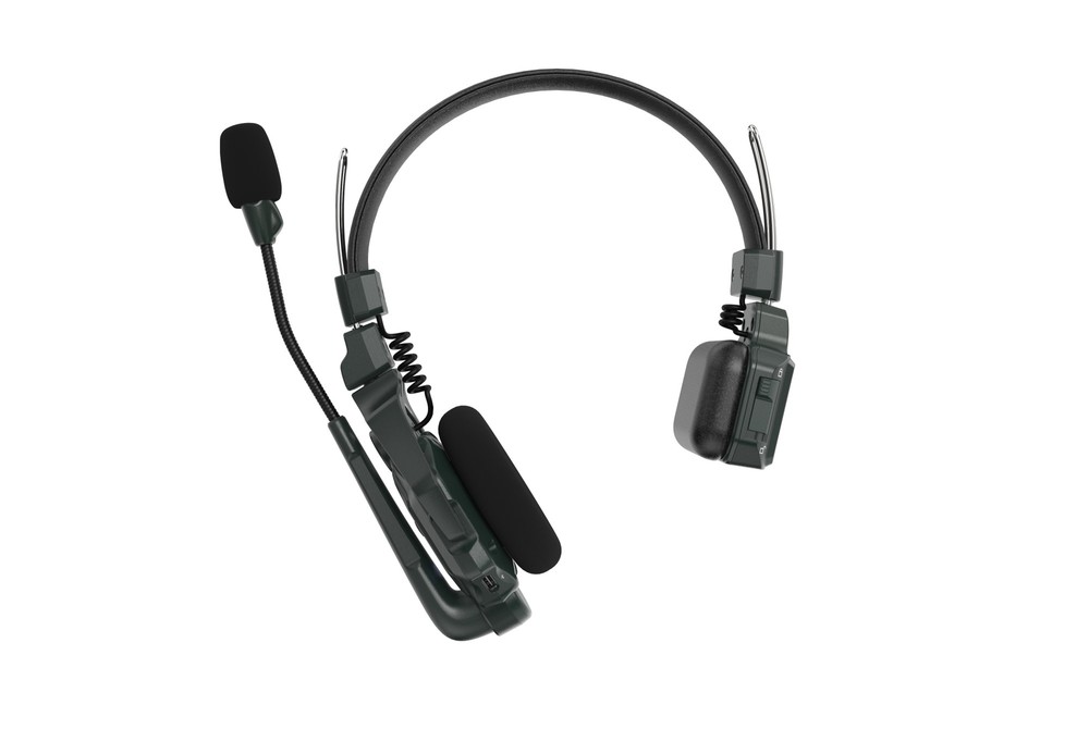 Hollyland HL-SOLIDCOM-C1-8S Full Duplex Wireless Intercom System with 8 headsets