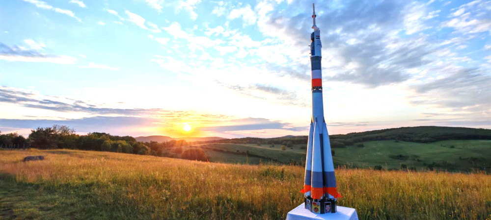 Soyuz 2.1a MS-23 Russian Model Spacecraft