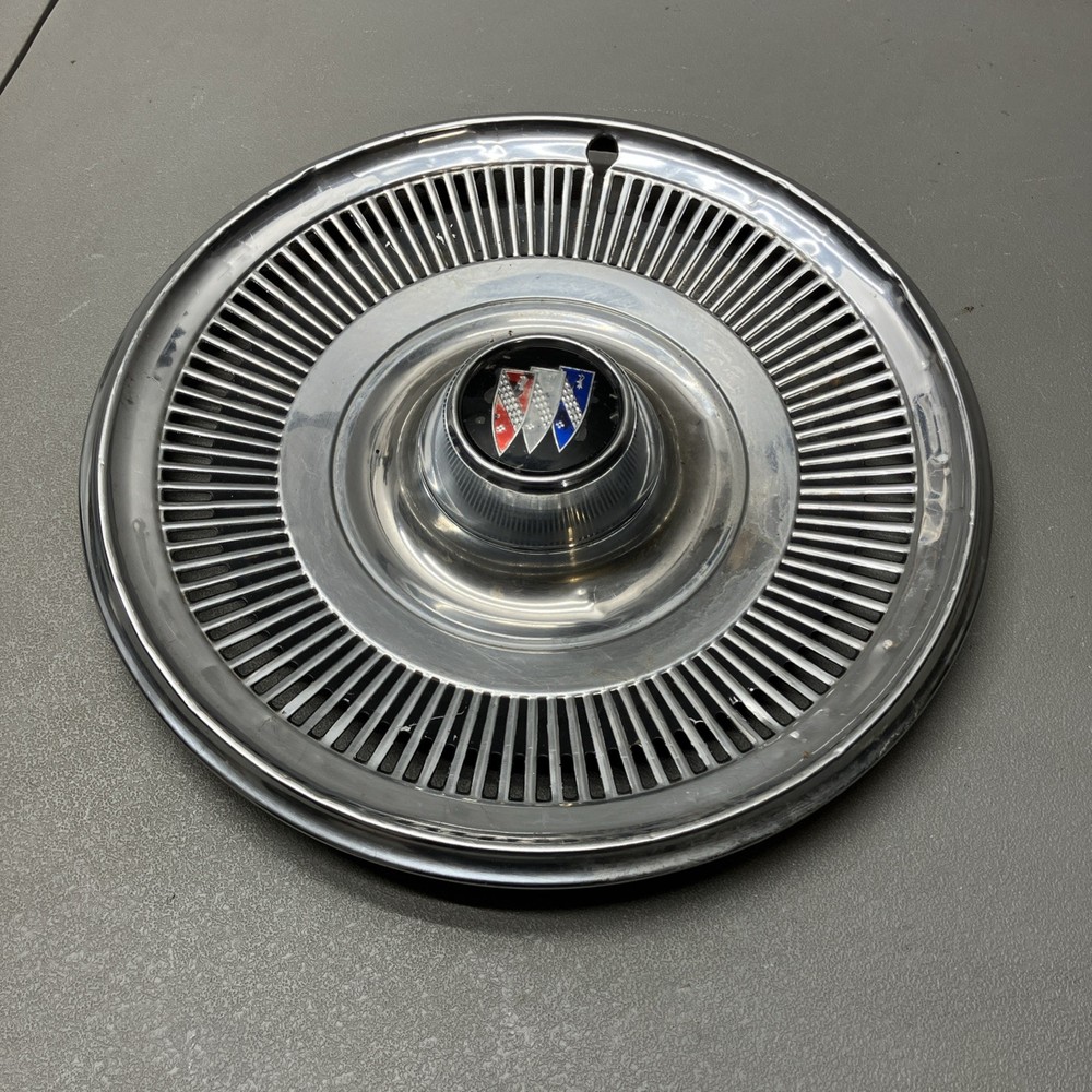 1970 BUICK 15" HUBCAP WHEEL COVER
