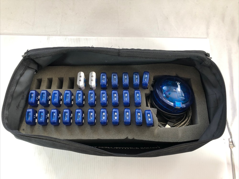 E Instruction CPS Classroom Performance System Clickers Set Of 26 +2 white+ Case