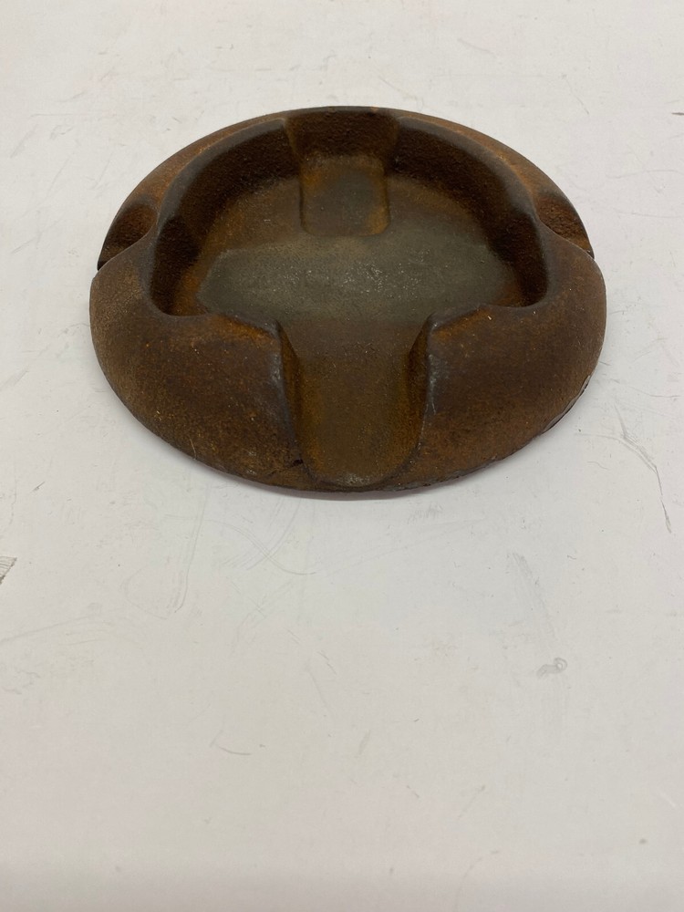 antique cast iron practice golf putting cup??-- RARE