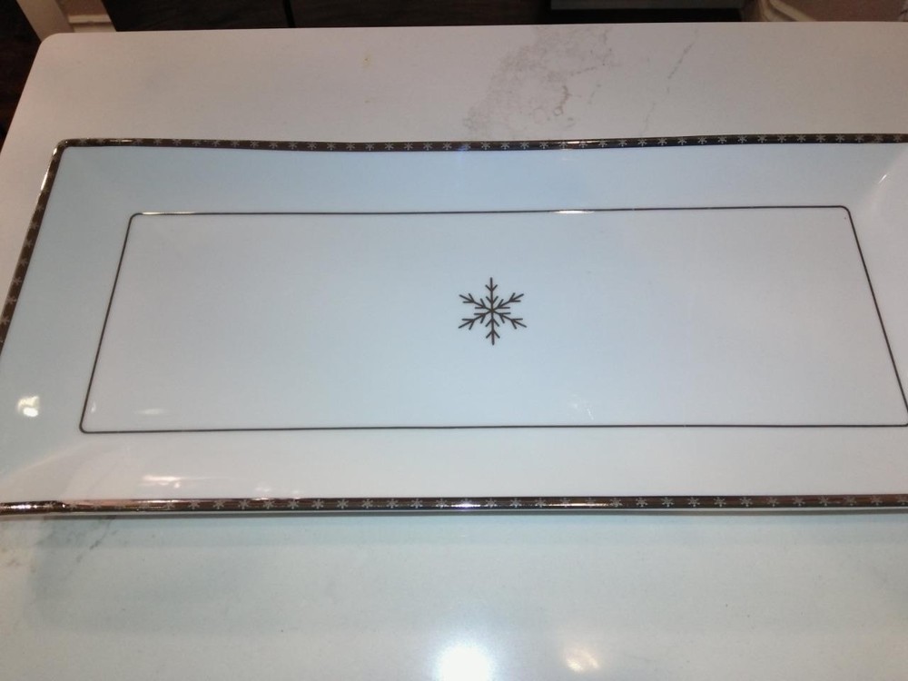 Target Holiday 2011 Gilded Noel rectangular serving platter near-mint low shipng