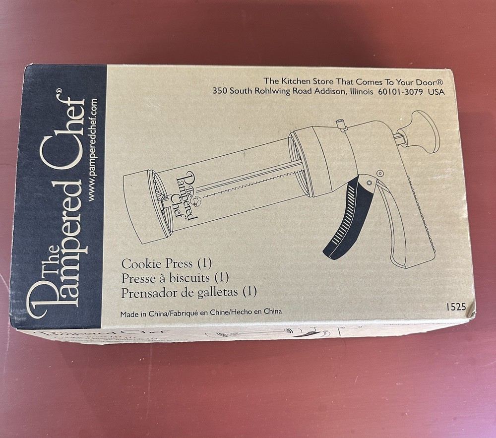 Pampered Chef Cookie Press With 14 Discs