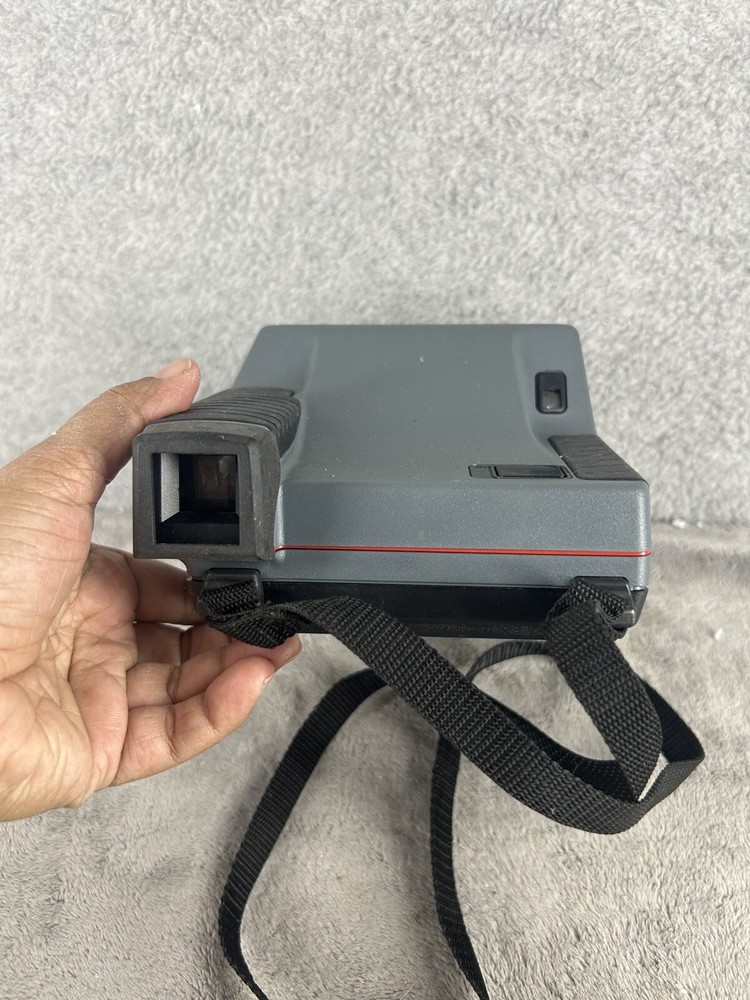 Vintage Polaroid Autoflash Impulse Instant Camera Built In Flash