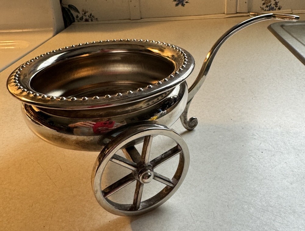 Vintage Godinger Silver Art Co. Wagon Server ~Beautiful~