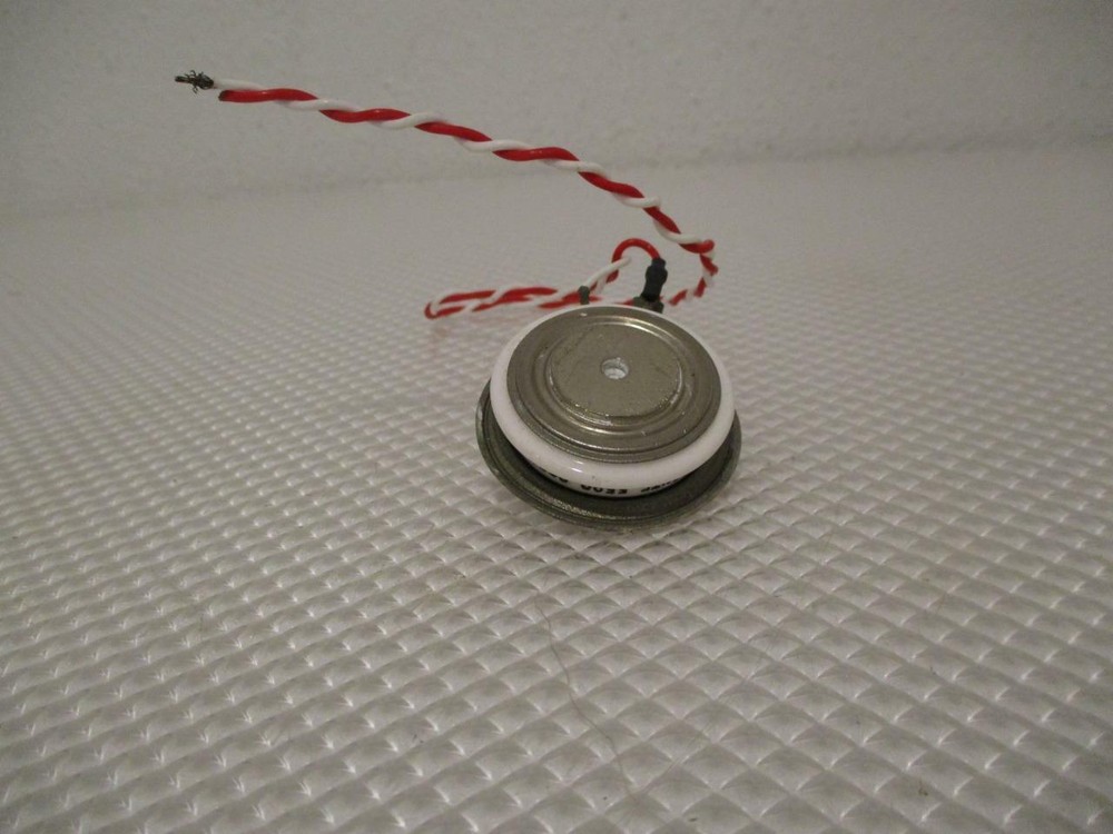 ONE USED NTE THYRISTOR PUCK NTE5590.
