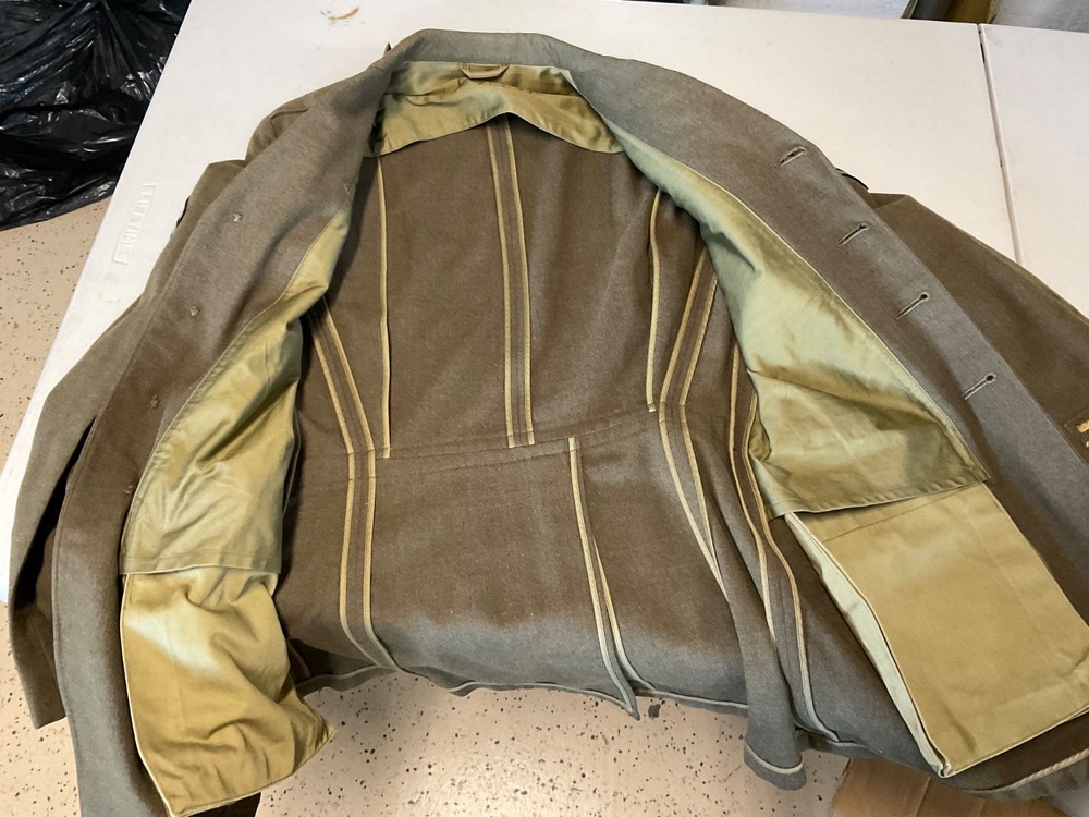 US army / air force uniform ww2 , includes hat , 25th infantry division