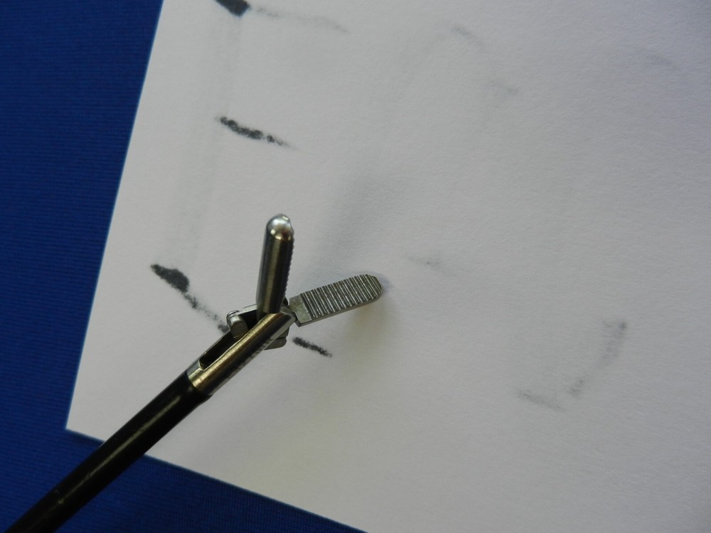 E6024 Endoplus E327MR Standard Blunt Grasping Forceps 5.0mm