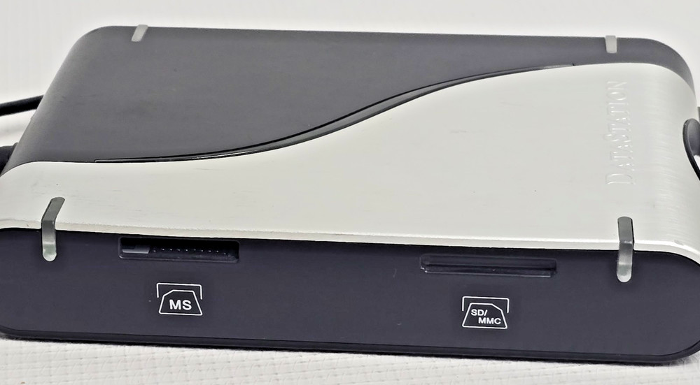 DataStation 7in1 USB 2.0Floppy Disc CF,MMC,SD,MS,Pro Reader I/O Magic PC Device