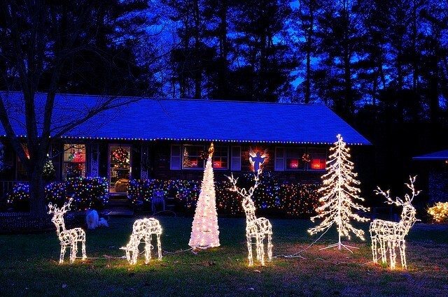 16 FUNCTION CHRISTMAS LIGHT CONTROLLER - USED