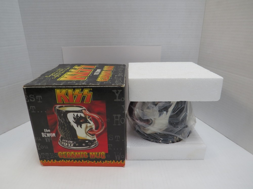 KISS GENE SIMMONS CERAMIC MUG - THE DEMON