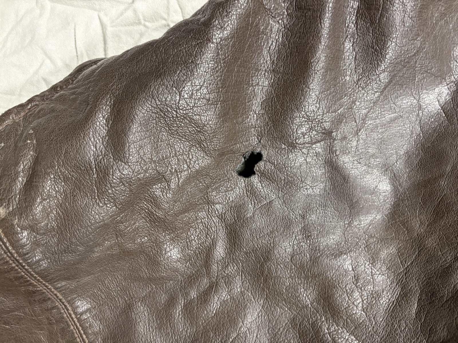 WWII US Navy Colvinex CFN-24 Leather Electrically Heated Flight Suit Size 40