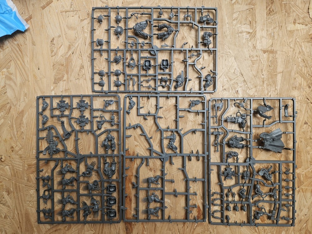 Warhammer 40k Space Wolves Terminators Firstborn OOP Sprues 2009