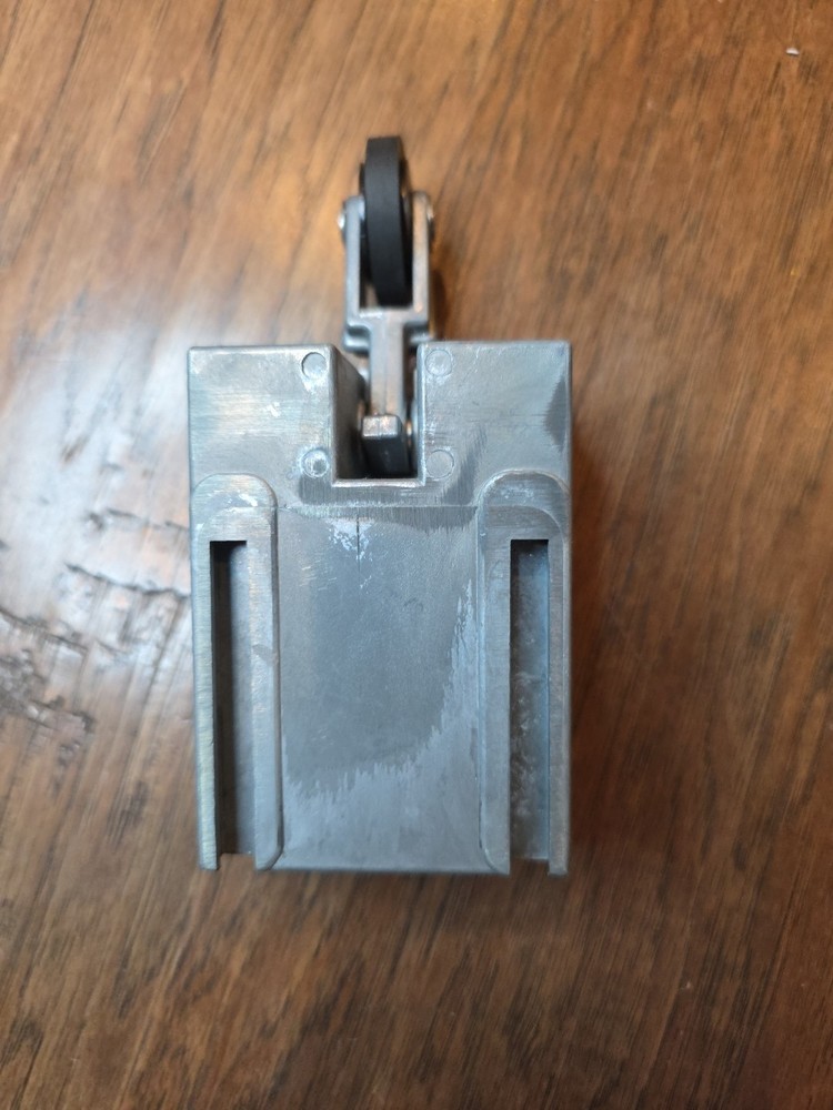 New Elevator Equipment Co / EECO LS-1B Elevator Limit Switch Free Shipping