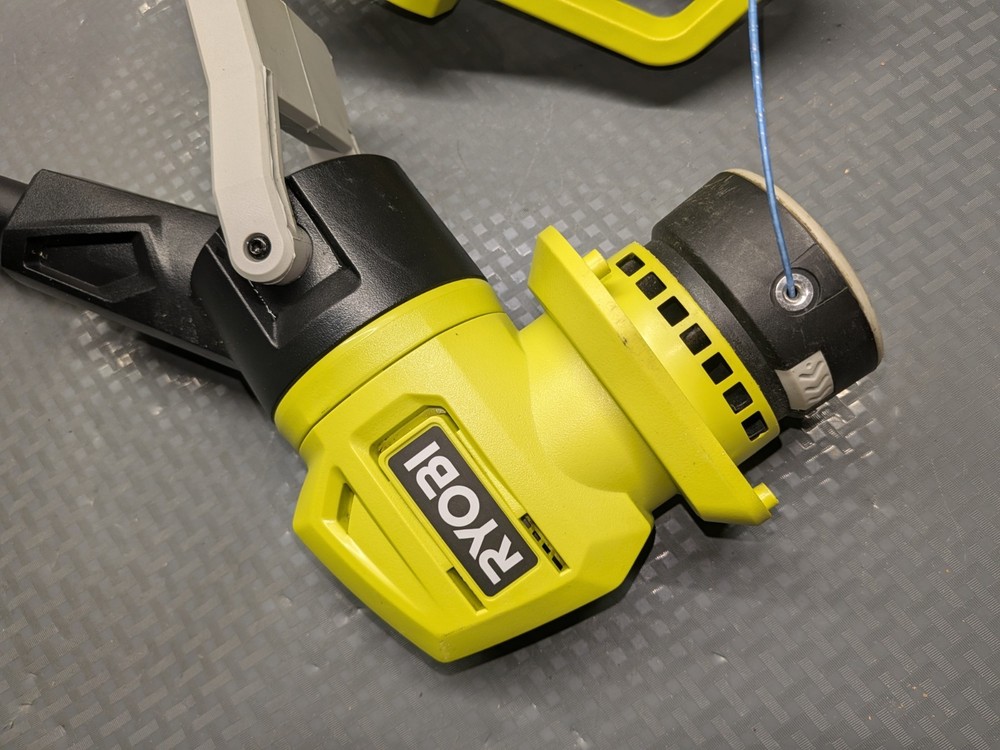 Ryobi 18V 13" Battery String Trimmer/Edger (MISSING GUARD) P20018 - 2024