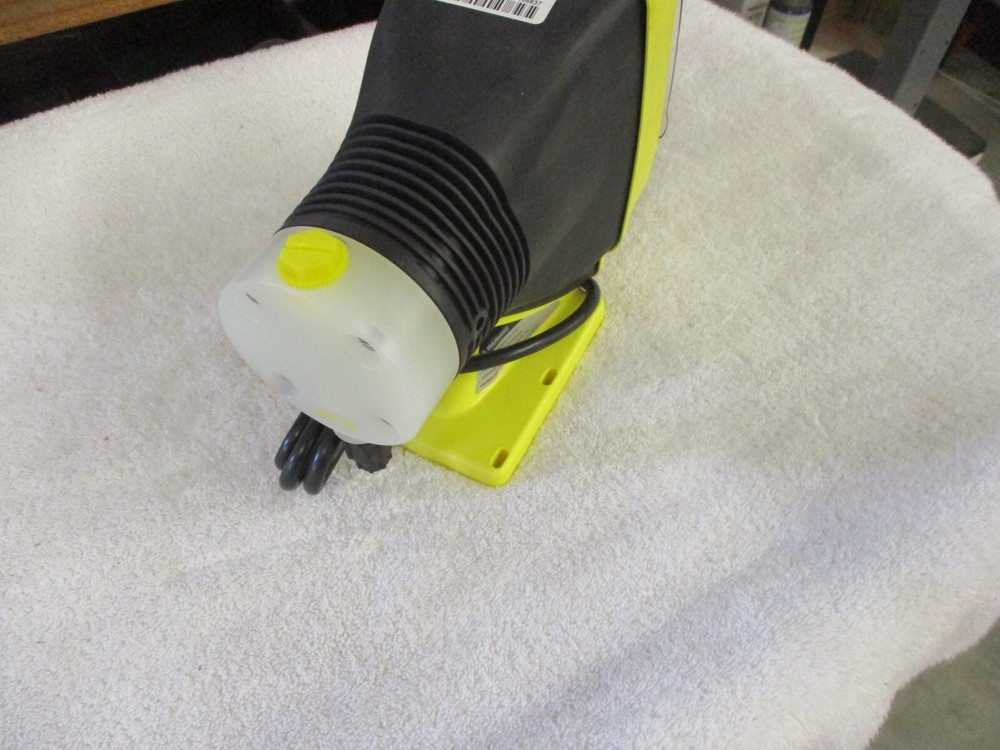 LMI Metering Pump AA151-95S