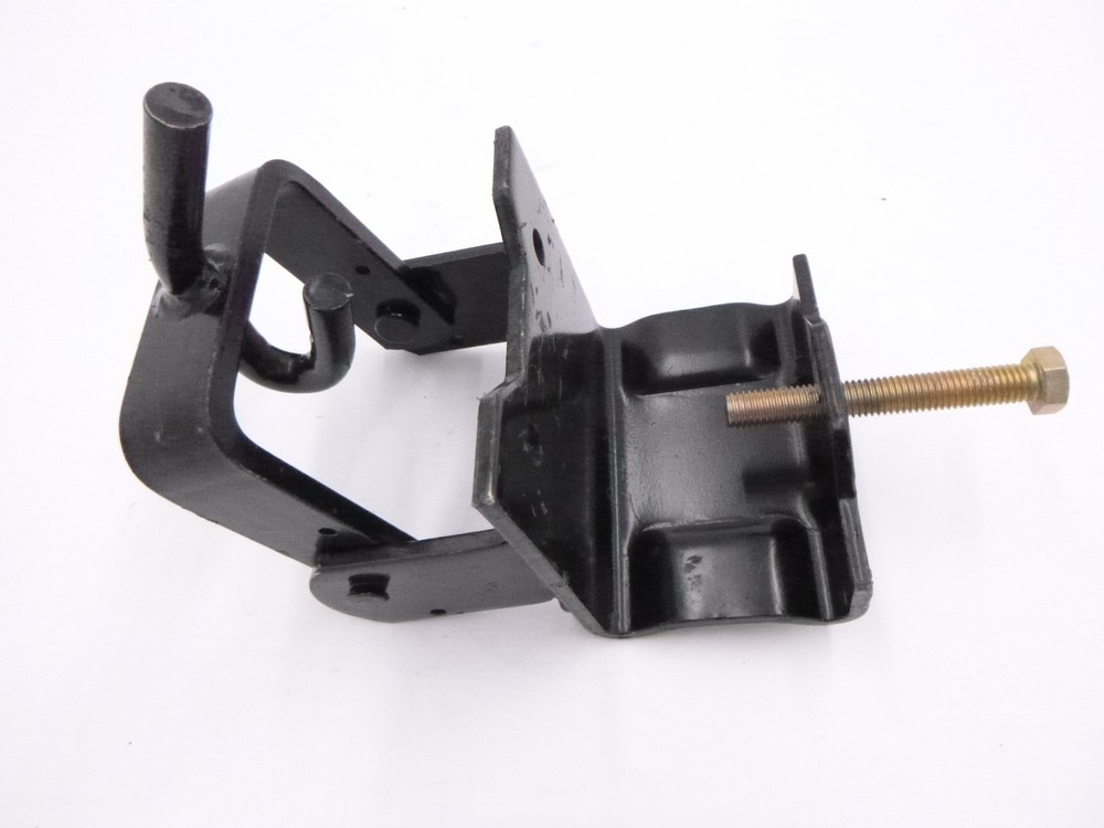 SINGLE C17208 Replacement Hook Up Brackets for Curt Weight Distribution Systems